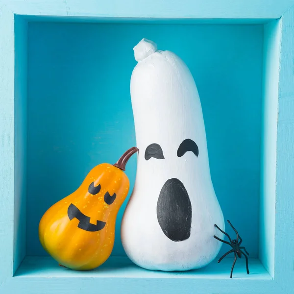 Composición Festiva Halloween Con Decoración Calabazas Jack Linterna Estante Madera — Foto de Stock
