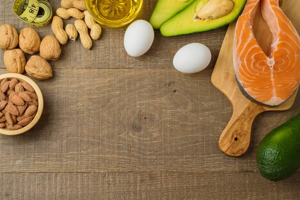 Ketogene Low Carbs Diät Konzept Gesunde Ernährung Mit Lachsfisch Avocado — Stockfoto