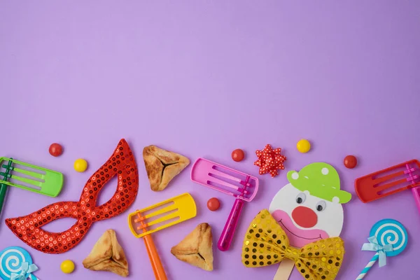 Zsidó Ünnep Purim Háttérrel Aranyos Papír Bohócok Karakter Hamantaschen Cookie — Stock Fotó