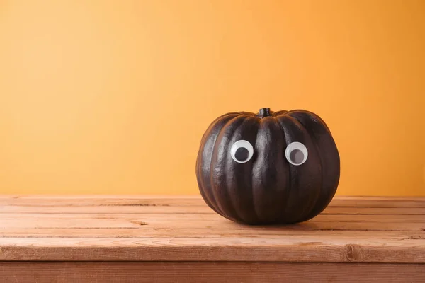 Halloween Feriado Conceito Criativo Com Bonito Engraçado Decoração Abóbora Preta — Fotografia de Stock