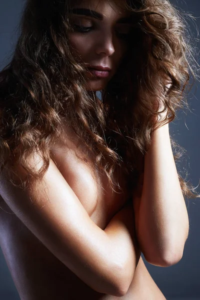 Sinnliche Nackte Haarige Mädchen Mit Lockiger Frisur Nude Sexy Schöne — Stockfoto