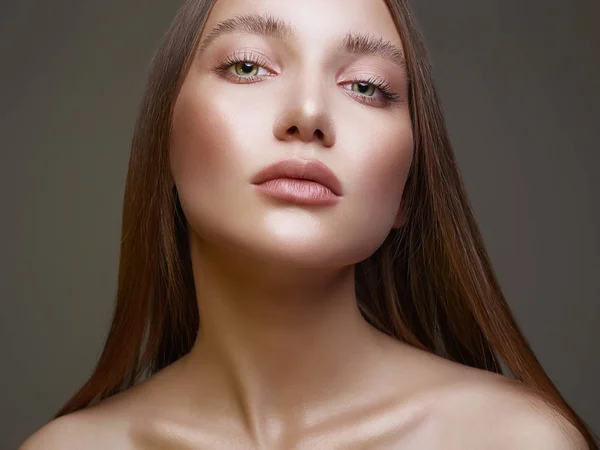 Vacker Kvinna Ansikte Sensuell Modell Tjej Med Vackra Make Skönhet — Stockfoto