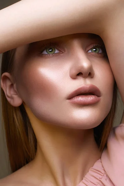 Retrato Mulher Bonita Com Maquiagem Cara Maquiagem Beleza Menina Bonita — Fotografia de Stock