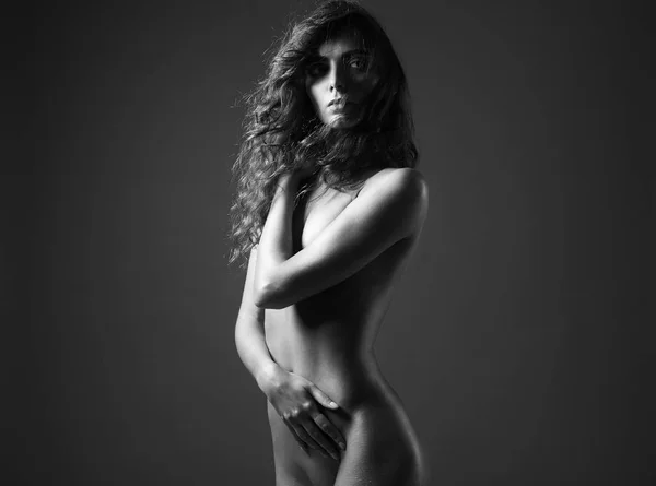 Cuerpo Perfecto Chica Desnuda Con Pelo Rizado Desnudo Sexy Hermosa —  Fotos de Stock