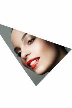 Güzel gülümseyen genç kadın. mutlu kızlar yüz