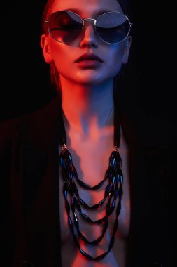 renkli parlak ışıklar güzellik genç kadın