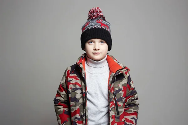 Portrait Garçon Mode Vêtements Hiver Gamin Mode Enfant Adolescent Élégant — Photo