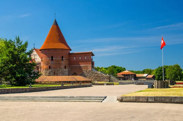 Medeltida Gotiska Kaunas Slott Med Torn Med Röda Klinkergolv Tak — Stockfoto