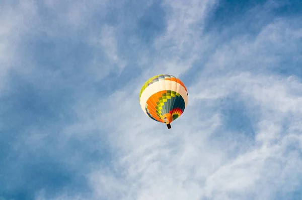 Ballon Air Chaud Couleur Colorée Vol Volant Contre Ciel Bleu — Photo