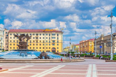 Minsk 'teki Bağımsızlık Meydanı