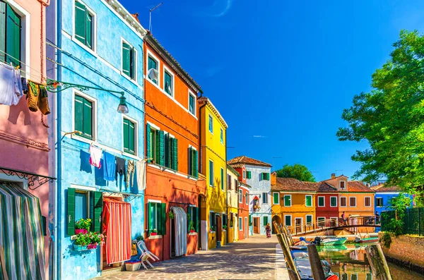 Colorful Houses Burano Island Multicolored Buildings Fondamenta Embankment Narrow Water — Stock Photo, Image