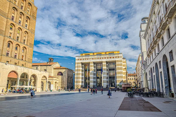 Brescia Itálie Září 2019 Poštovní Budova Mrakodrap Torrione Ina Nebo — Stock fotografie