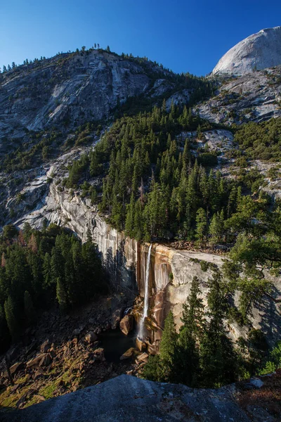 Vernal Falls Yosemite National Park California Estados Unidos —  Fotos de Stock