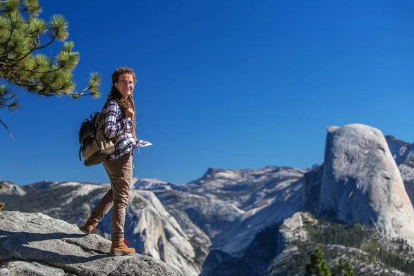 Hiker Visit Yosemite National Park California — Stock Photo, Image