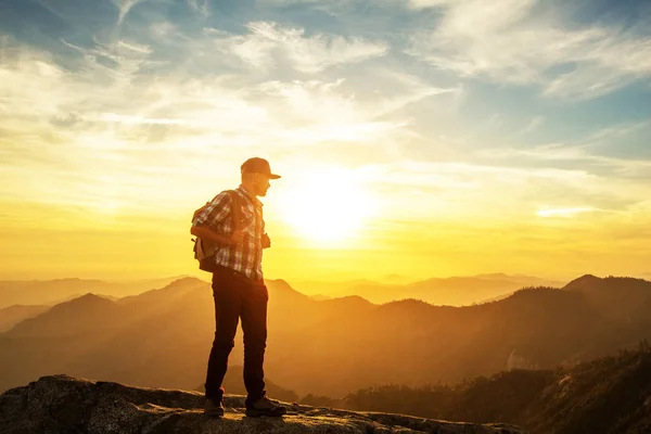 Senderista Encuentra Con Puesta Sol Roca Moro Parque Nacional Sequoia — Foto de Stock