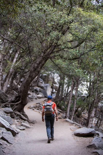 Hiker Visit Yosemite National Park California — Stock Photo, Image