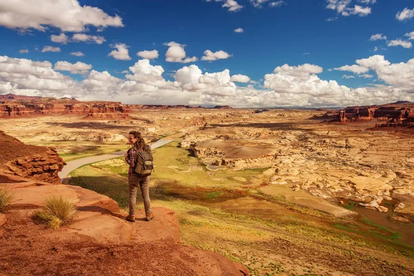 Kvinna Reser Till Amerika Coloradofloden Observationsdäck — Stockfoto
