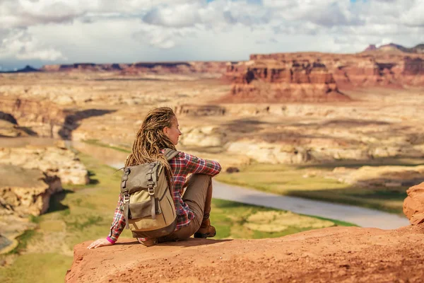 Mulher Viaja Para América Convés Observação Rio Colorado — Fotografia de Stock