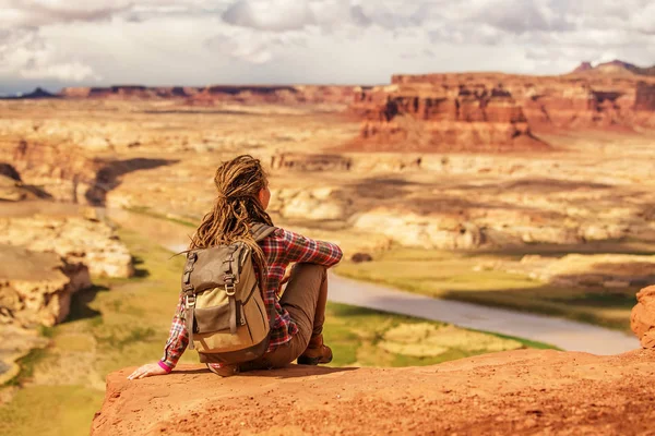 Mulher Viaja Para América Convés Observação Rio Colorado — Fotografia de Stock