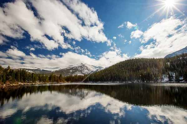 Lago en Colorado Montañas Rocosas — Foto de Stock