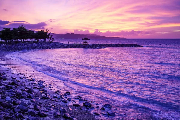 Bellissimo tramonto sul mare — Foto Stock