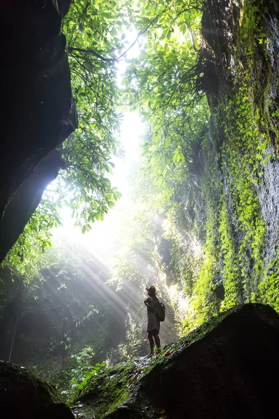 Woman in jungle on Bali, Indonesia  — Stock Photo, Image