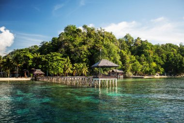 Manzaralı Togean Adası, Sulawesi, Endonezya