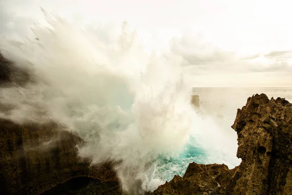 Grande Onda Blu Tempestoso Oceano — Foto Stock