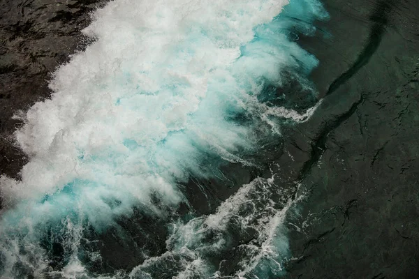 Велика Синя Штормова Океанічна Хвиля — стокове фото