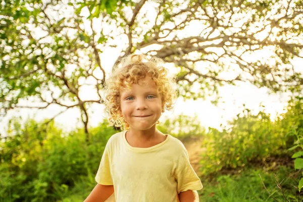 Portrait Curly White Boy Park Sunset Time — Stok Foto