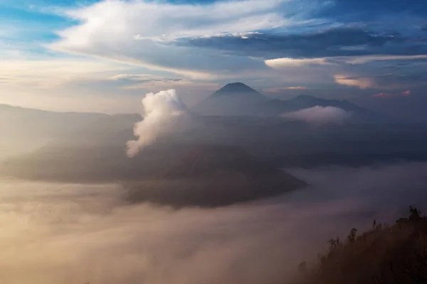 Vista Para Vulcão Bromo Nascer Sol Java Indonésia — Fotografia de Stock