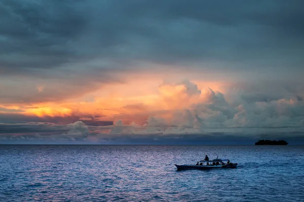 Soirée Sur Île Togean — Photo