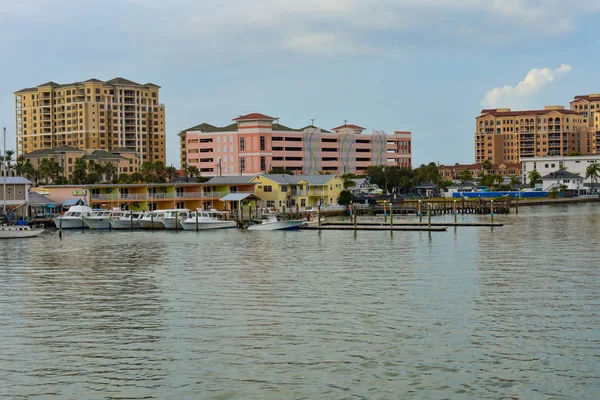 Clearwater Beach Florida Januari 2019 Färgglada Byggnader Och Båtar Clearwater — Stockfoto