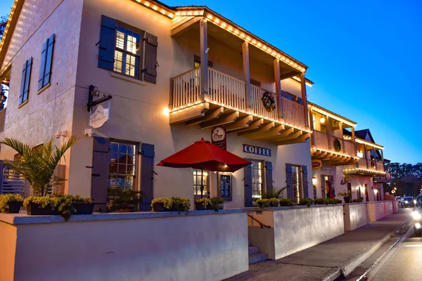 Augustine Florydzie Stycznia 2019 Oświetlony Bar Kawowy Naprzeciwko Zatoki Matanzas — Zdjęcie stockowe