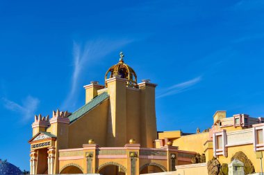 Orlando, Florida. 19 Aralık 2018. Panoramik Atlantis cazibe at Seaworld International Drive alanında yolculuk 