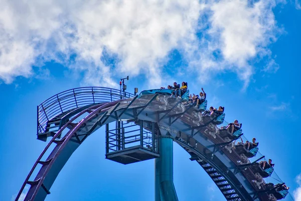 Orlando Florida December 2018 People Enjoying Amazing Rollercoaster Ride Seaworld — Stock Photo, Image