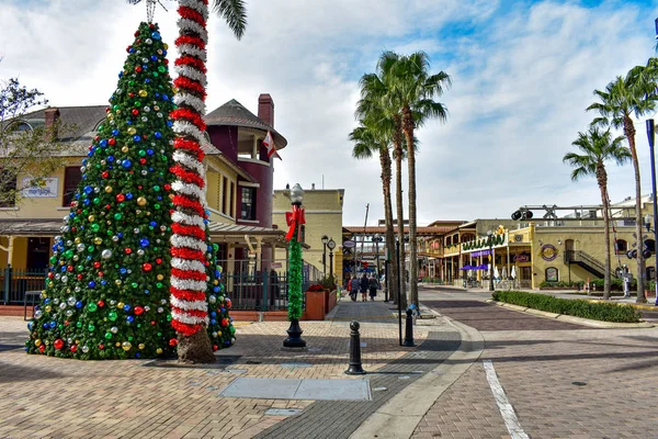 Orlando Florida December 2018 Christmas Palm Tree Decorated Christmas Church — Stock Photo, Image