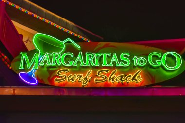 Orlando, Florida. 05 Şubat 2019. Işıklı margarita içecekler Citywalk Universal Studios alanda imi