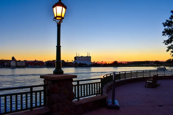 Orlando Florida Ocak 2019 Sokak Lambası Balkon Panoramik Liman Lake — Stok fotoğraf