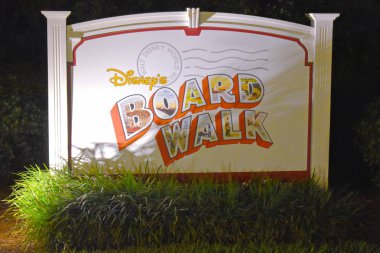 Orlando, Florida. 13 Ekim 2018. Boardwalk Hotel Sign Lake Buena Vista alanda