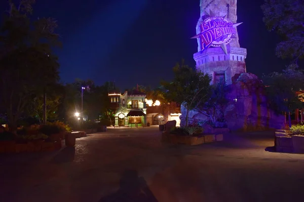 Orlando Florida Outubro 2018 Adventure Island Lighthouse Noite Citywalk Universal — Fotografia de Stock