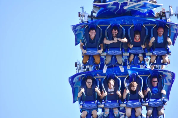 Orlando, Florida. 19 Ekim 2018. Manta Rollercoaster bir Giddy, harika his, uçan at Seaworld Tema Park sunmaktadır.