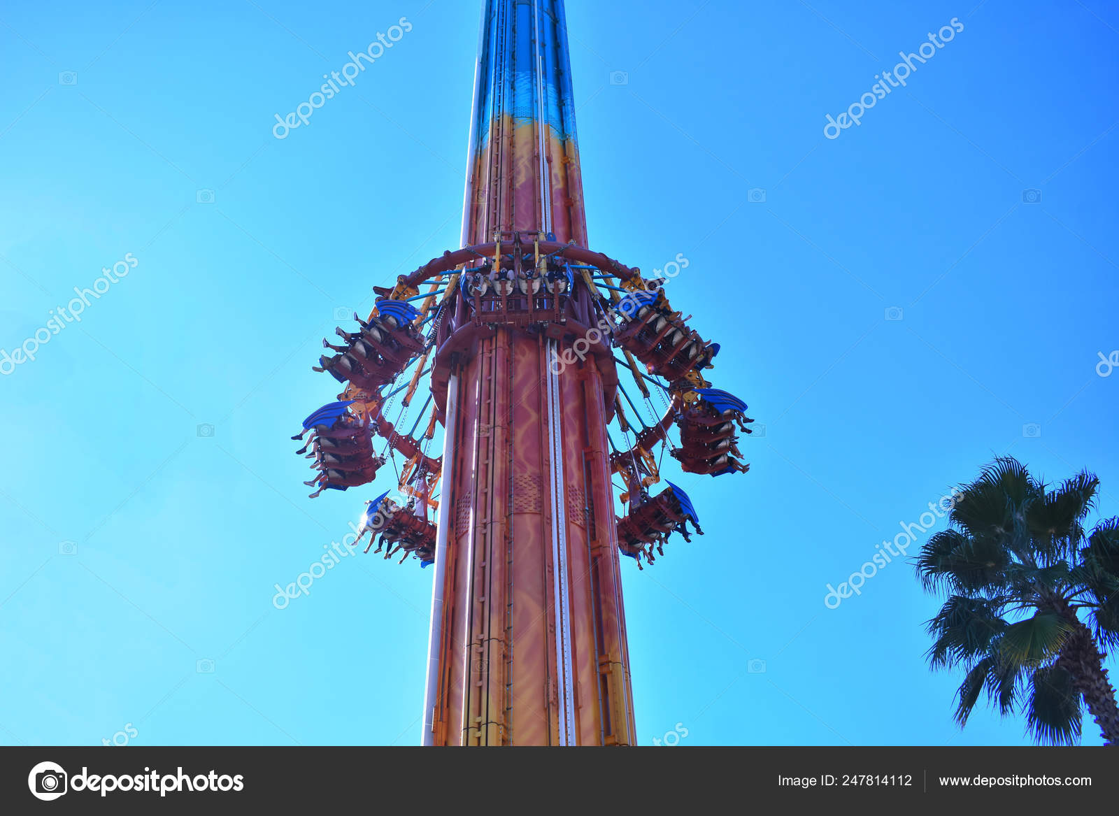 Tampa Florida October 2018 People Having Fun Vertiginous Ride