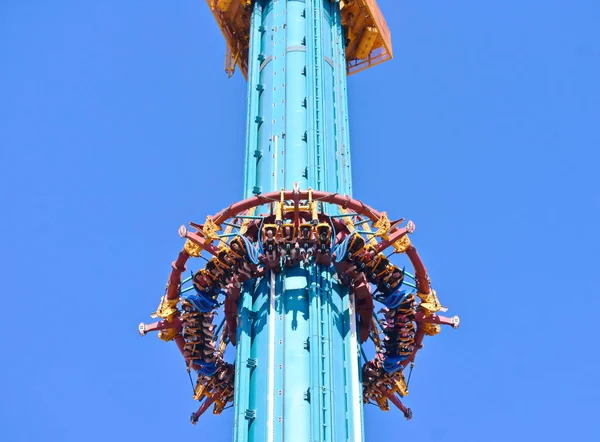 Tampa, Florida. 25 Ekim 2018. ' Bush bahçeleri Tampa Körfezi Kuzey Amerika'da yüksek duran damla kulenin binmek.