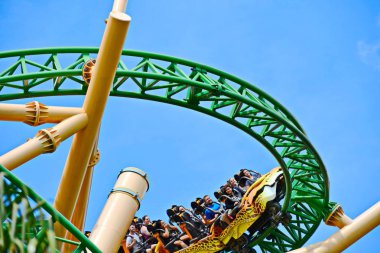 Tampa, Florida. 28 Eylül 2018 komik insanlar Sheetah Rollercoaster Bush bahçeleri Tampa Bay adlı bir yorumunu zevk.