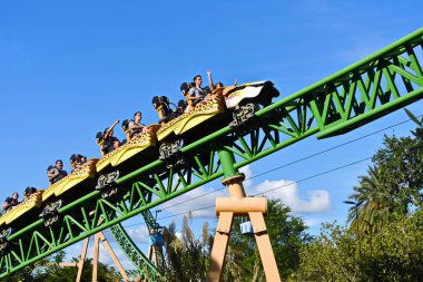 Tampa, Florida; Eylül inanılmaz çita av Rollercoaster Bush bahçeleri lunapark saatte 60 mil inen 29,2018 komik insanlar.