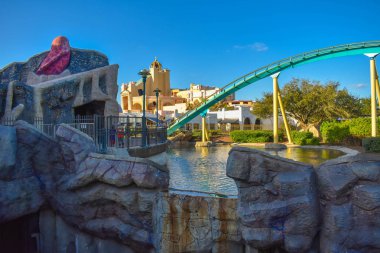 Orlando, Florida. 26 Şubat 2019. Zevk müthiş Kraken rollercoaster at Seaworld Tema Park (13 kişi)