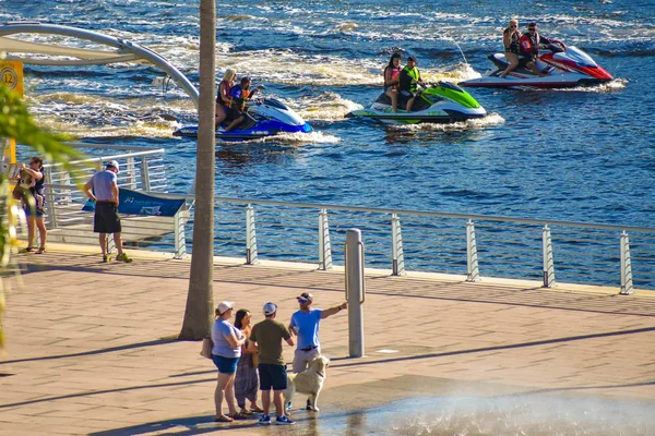 Tampa Bay Florida March 2019 Top View People Enjoying Riverwalk — Stock Photo, Image