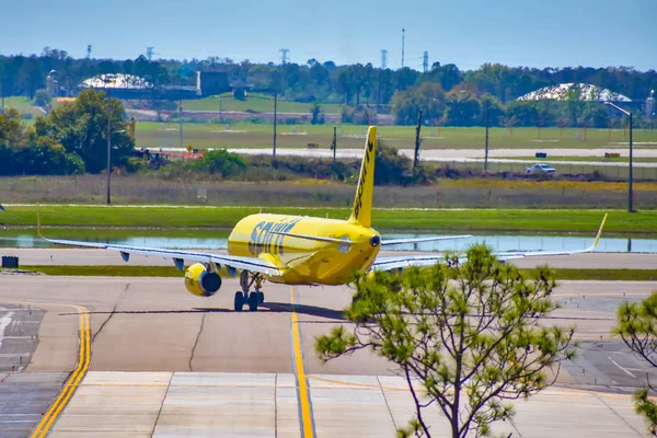 Orlando Florida März 2019 Spirit Airlines Flugzeuge Auf Der Landebahn — Stockfoto