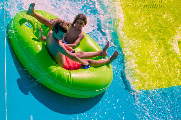 Orlando, Florida. April 20, 2019. People enjoying Karekare curl.This new ride is a curve shaped wave which riders will experience when climbing the vertical wave wall at Aquatica (9)